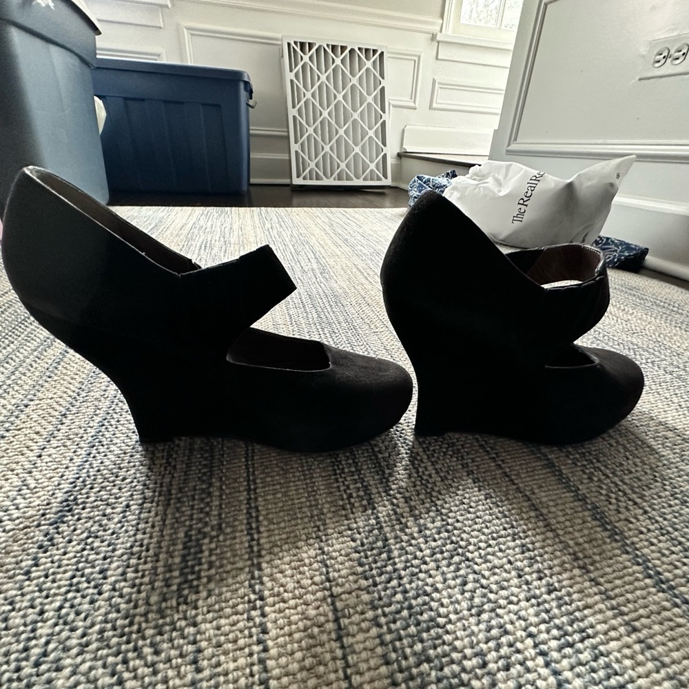 Black suede 9.5 wedges